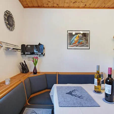 Gisela Apartment